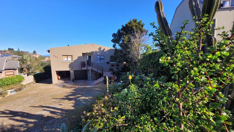 3 Bedroom Property for Sale in Dana Bay Western Cape